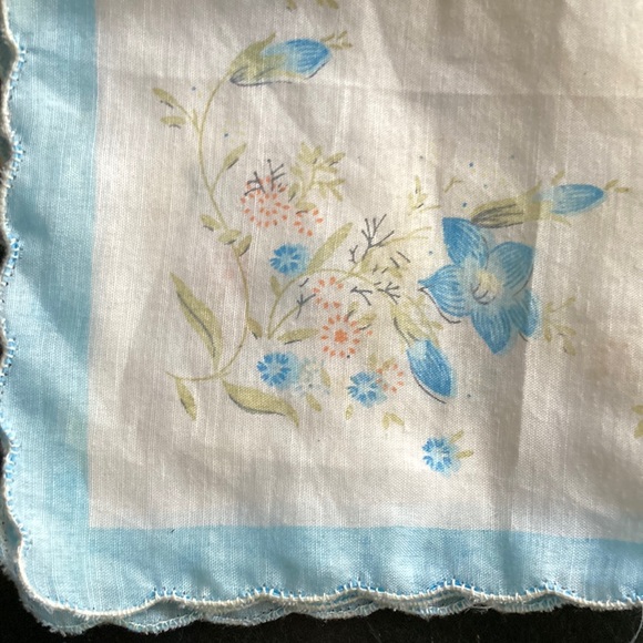 Ladies Vintage Handkerchief -11-1/2” - White with floral design. Signed “Russel” - Picture 1 of 5